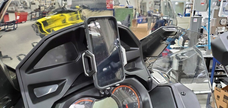 Wireless Phone Holder/Charger