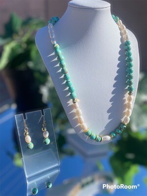 Green Turquoise With Shell Inlay &amp; Pearl&#39;s. Necklace &amp; Earring Set.