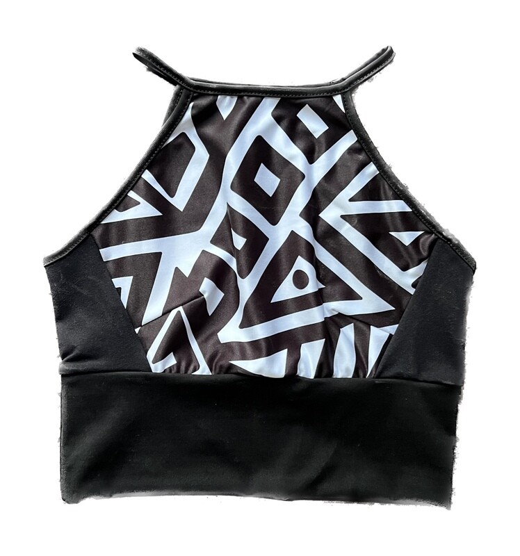 TOP ETNIK GEOMETRIK WHITE AND BLACK
