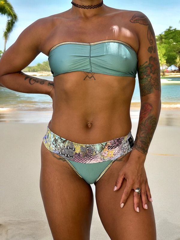 Conjunto bikini BRAZIL + BANDEAU “ GREEN IRIS SNAKE”