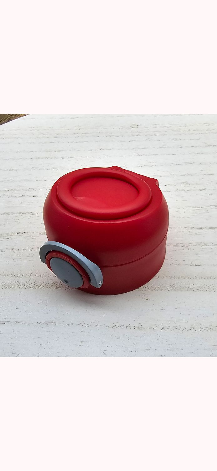 12oz  Sippy cups colored lids