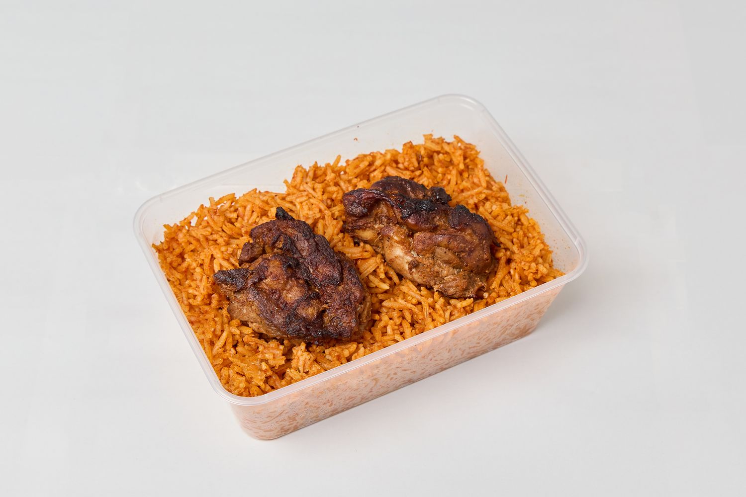 SPICY JERK CHICKEN with JOLLOF RICEスパイシージャークチキンとジョロフライス