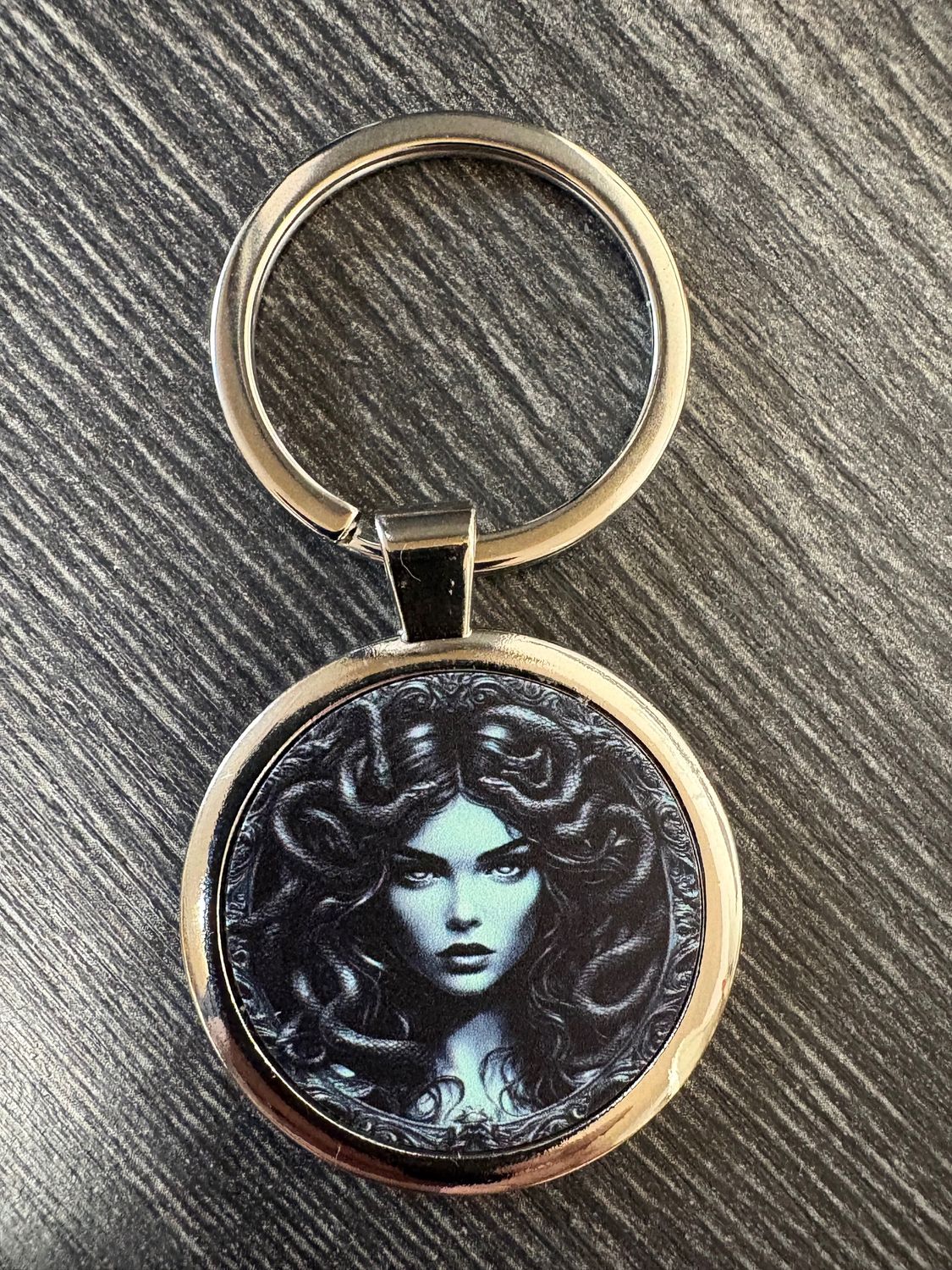 3,5cm ⌀ Medusa Muster mit robustem Schlüsselbund, Schlüsselanhänger