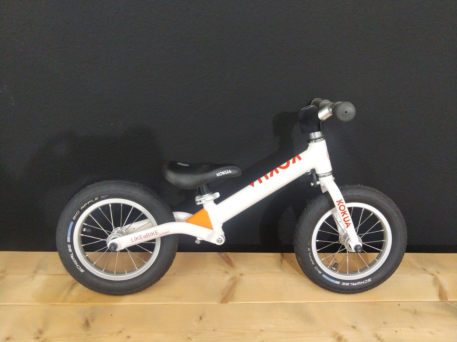 Kokua Jumper White Edition