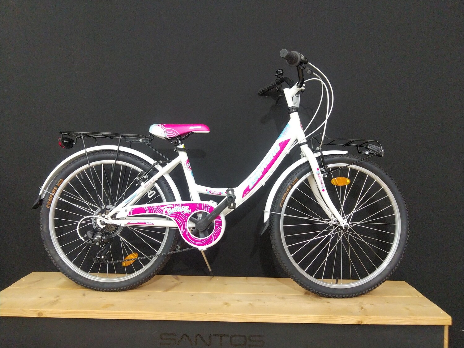 Legnano Fantasie 24&quot; Wit