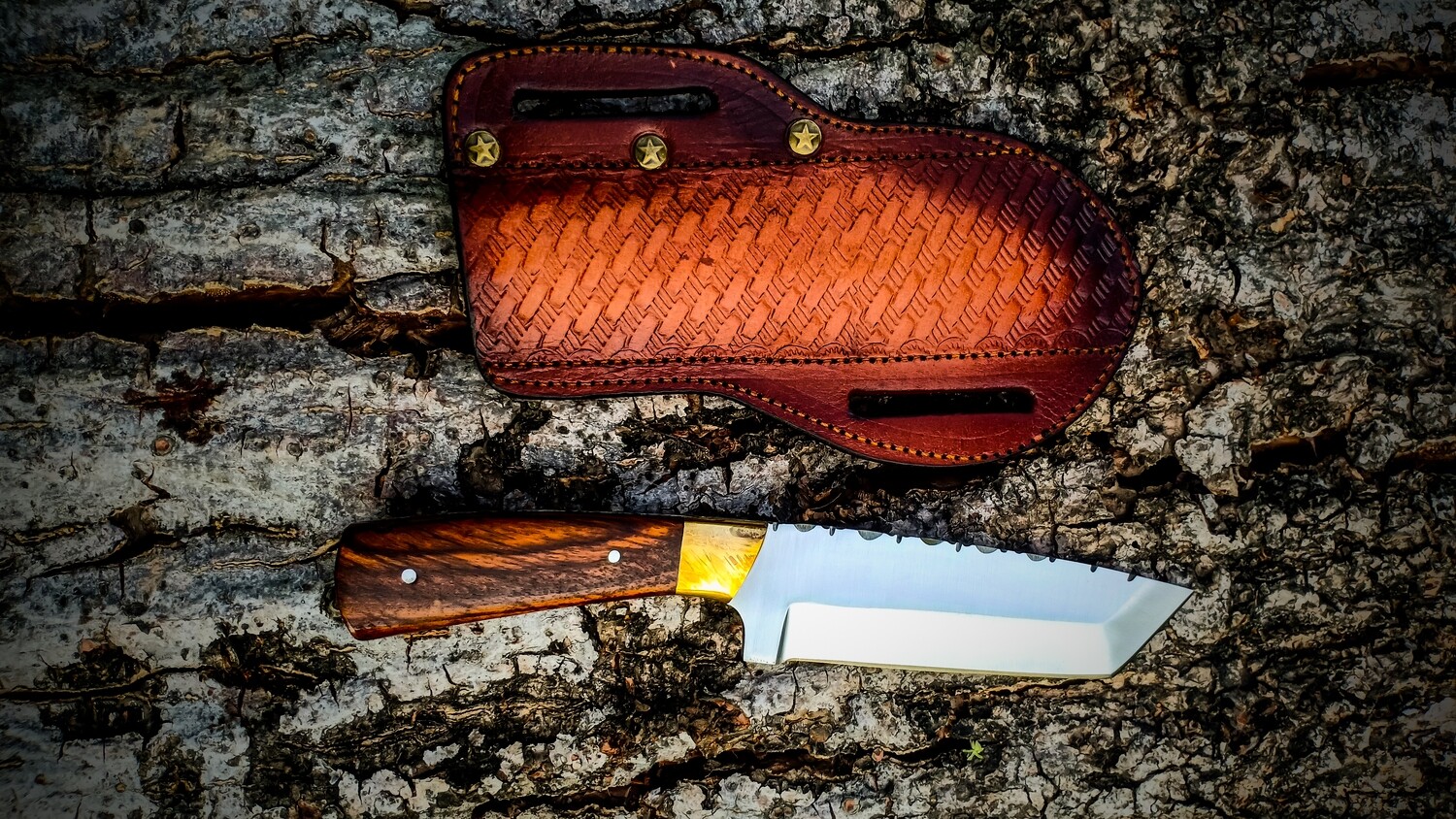 1095 Steel Full Tang Skinner Knife with Rose Wood Handle