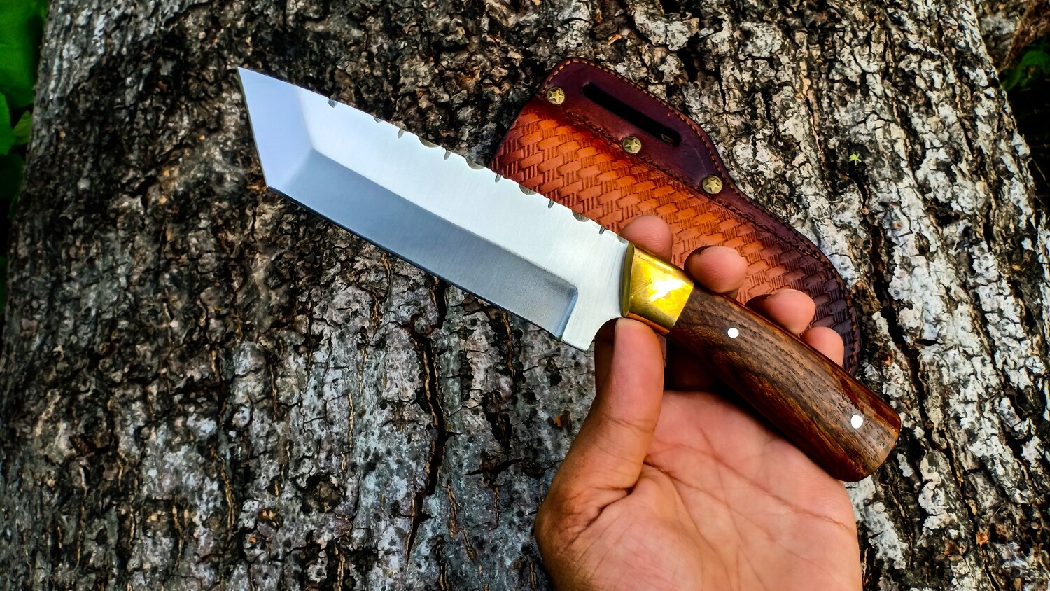 1095 Steel Full Tang Skinner Knife with Rose Wood Handle