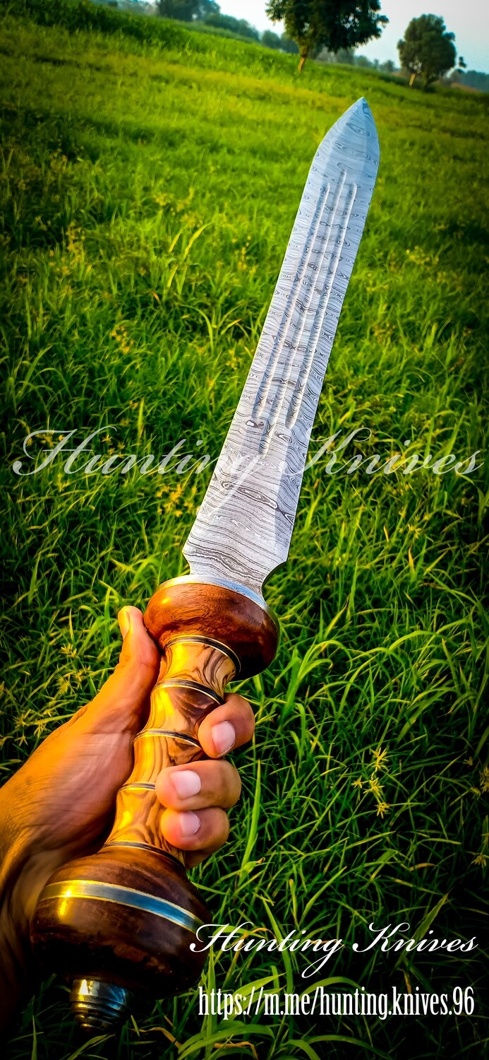 Roman Gladius Sword 32&quot; Custom Handmade Damascus Steel Roman Gladius Sword In Roman Legions With Unique Wooden Box And SPQR Logo On the Top,