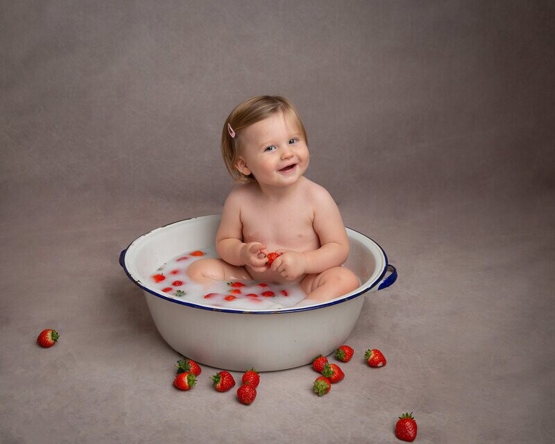 1st Birthday Bathtub Birthday photography experience