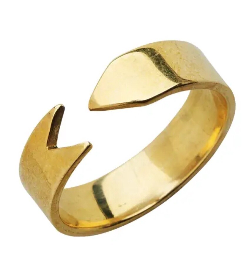 Bombcase Arrow Ring