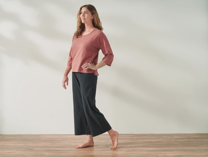 Solstice Wide Leg Crop in Deep Graphite, Size: XS