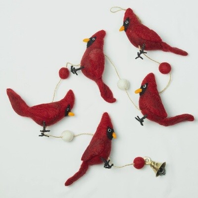 Red cardinal Felt Garland with bell