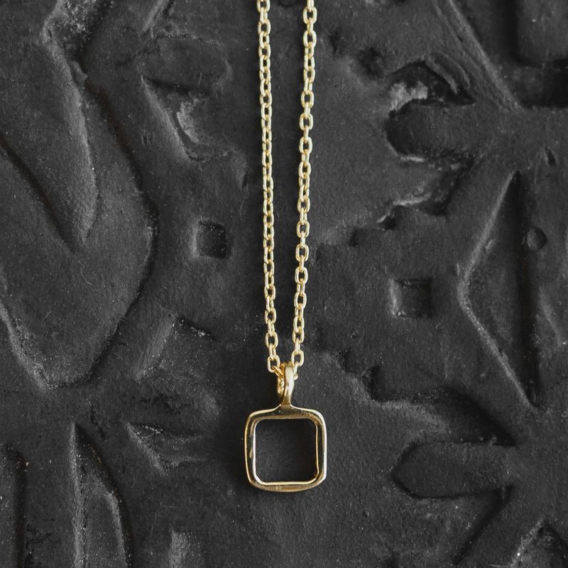 Sundar Square Pendant Necklace