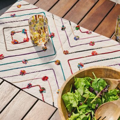 Aamaal Sari Table Runner