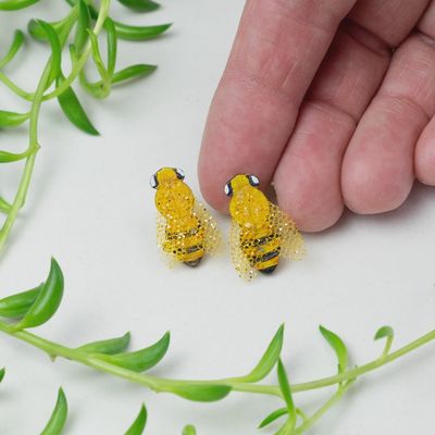 Bumble Bee Earrings - Sm