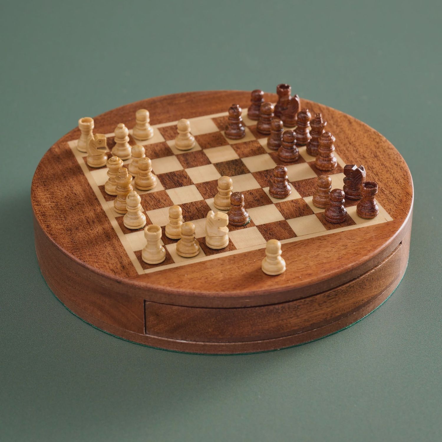 Travel Acacia Wood Round Magnetic Chess Set