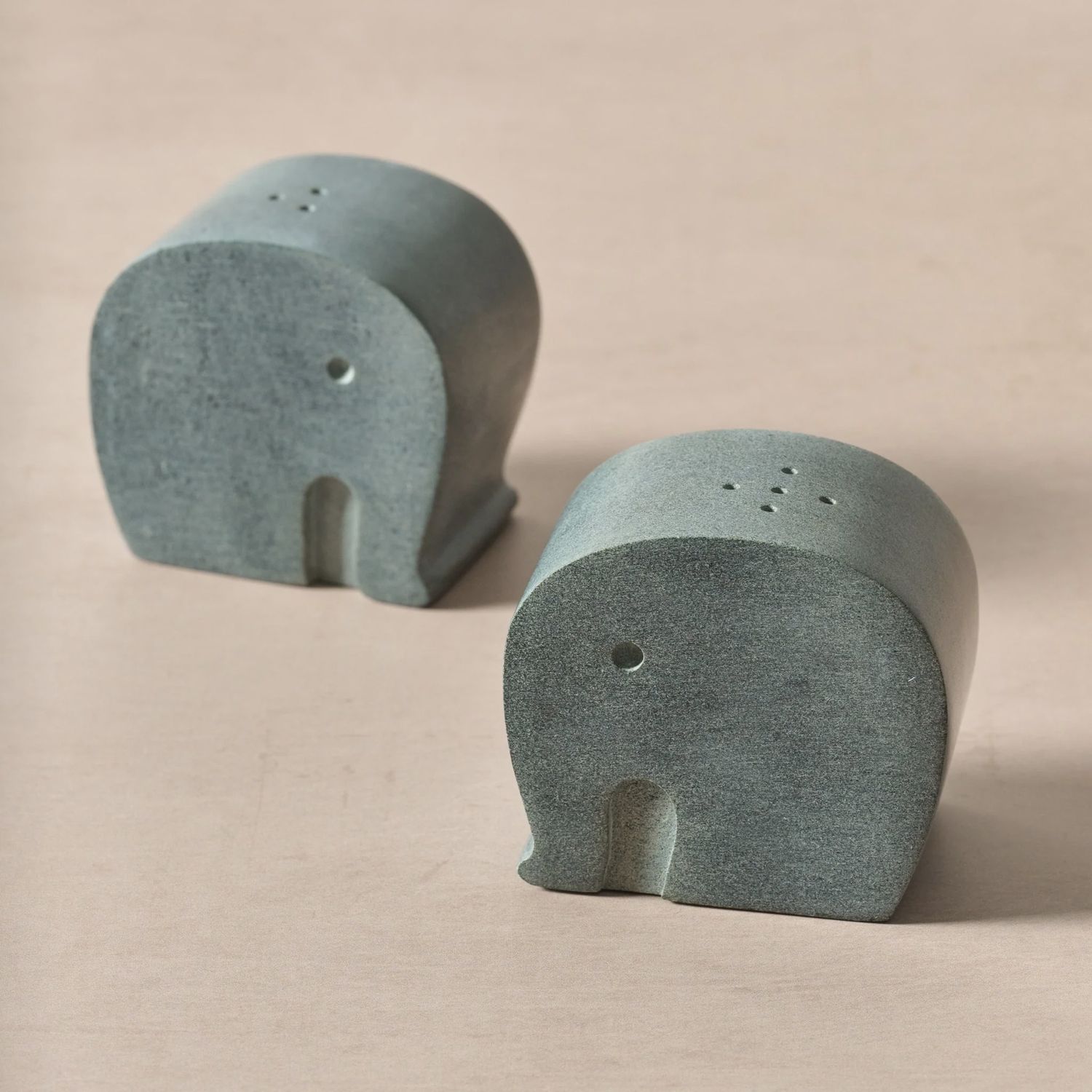 Elephant Salt &amp; Pepper Shakers
