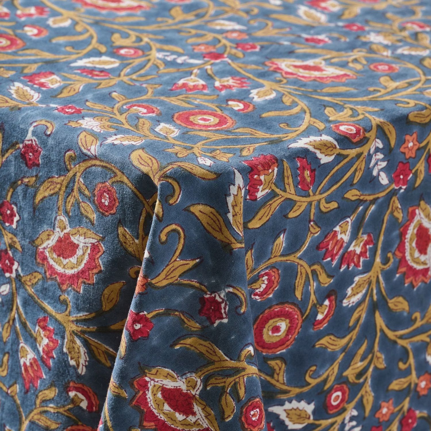 Floral Blooms Blue Tablecloth 90x60