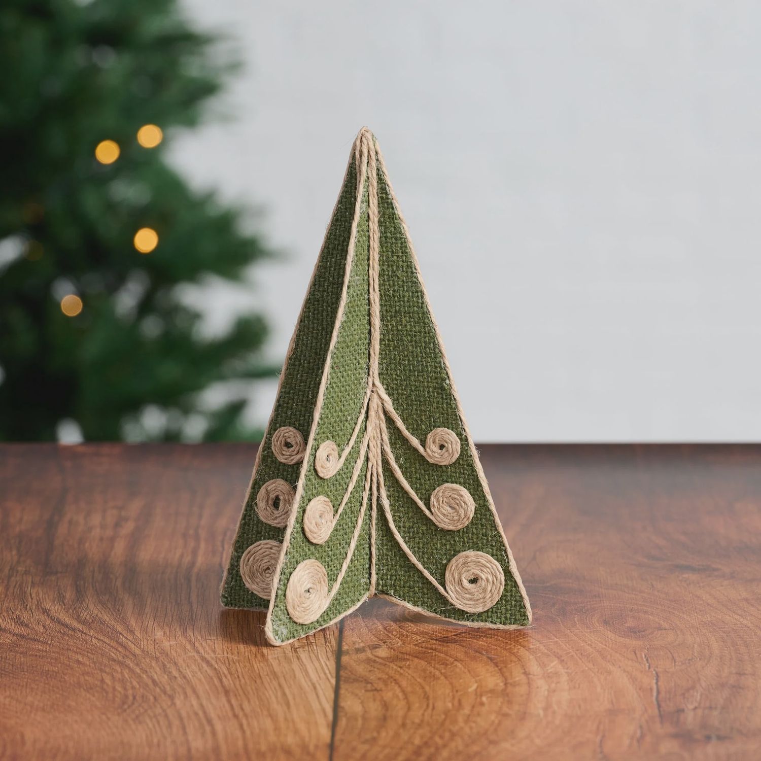 Jolly Jute Tree - 8&quot;