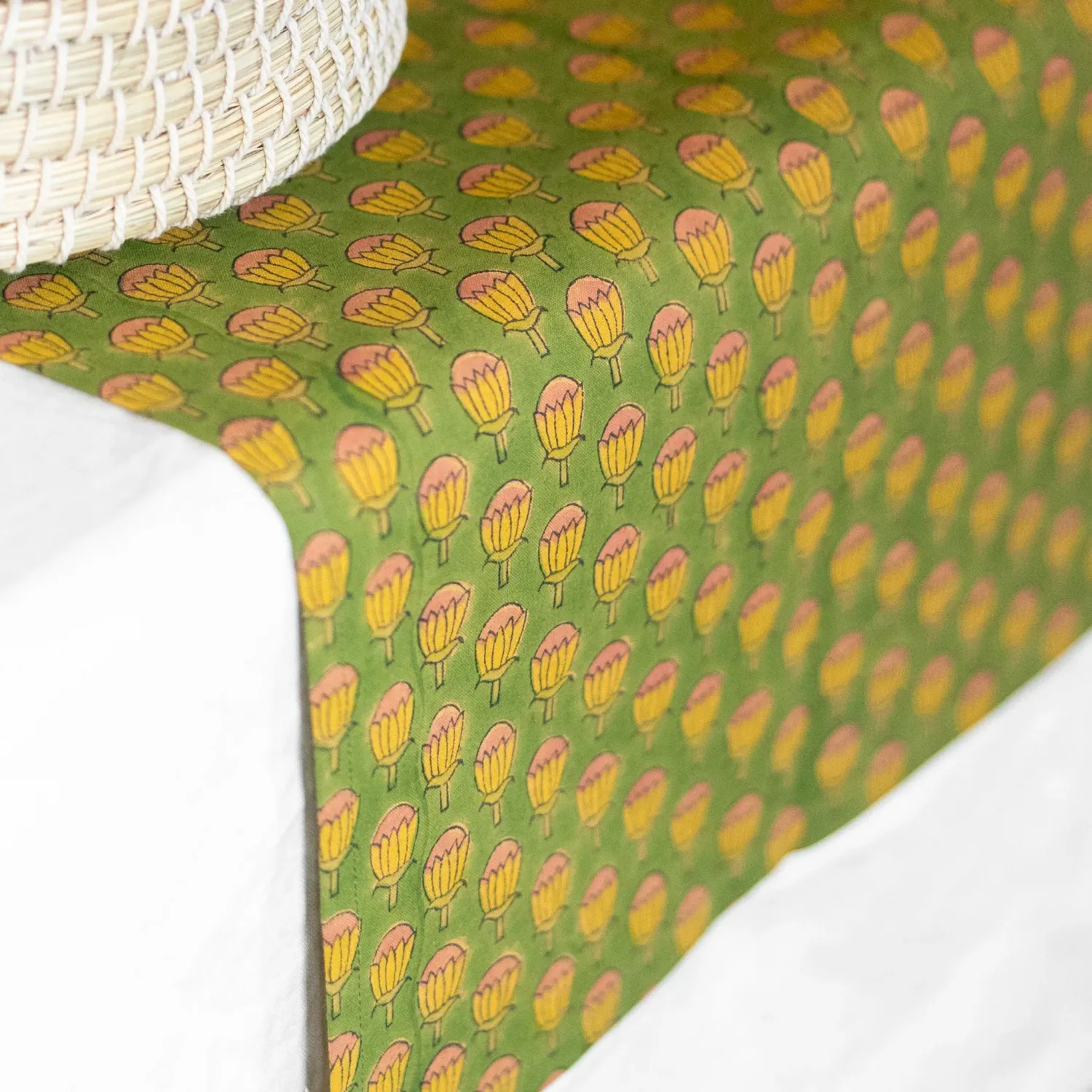 Kamal Kalee Lotus Buds Table Runner