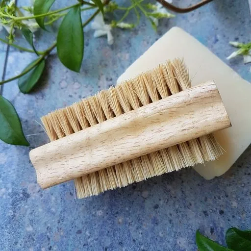 Nail Brush | Natural Tampico
