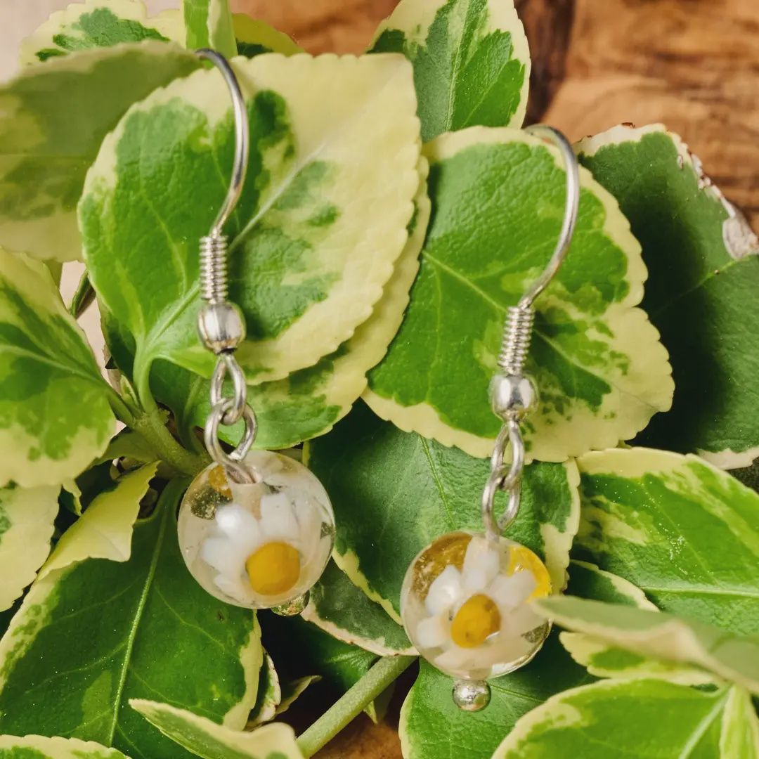 Glass Bead Daisy Dangle Earrings
