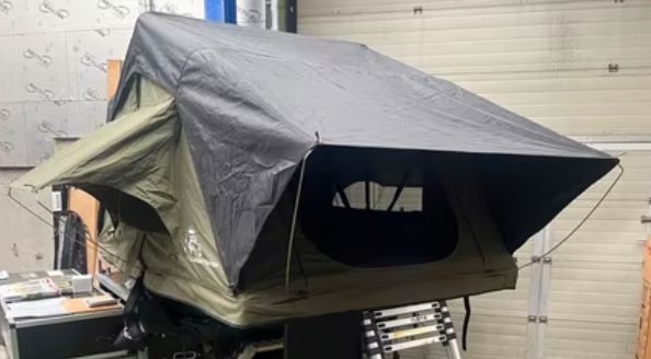 EX-VERHUUR All4Daktenten Topanga  - 140cm Daktent Groen/zwart, INCL Anti-Condens matras EX-VERHUUR All4Daktenten Topanga  - 140cm Daktent Groen/zwart, INCL Anti-Condens matras