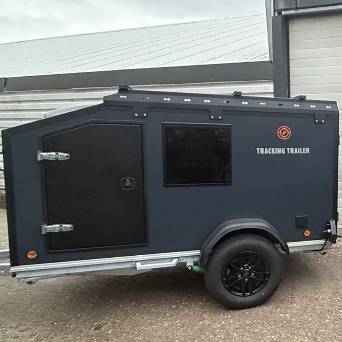 Tracking Trailer -  EXPLORER COMFORT (VOORRAAD MODEL)  OP=OP!