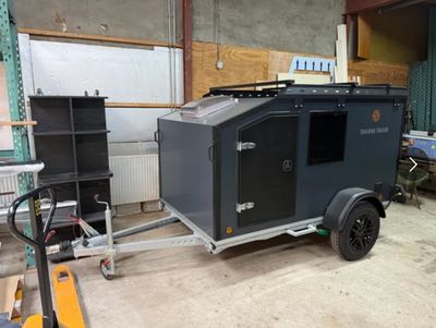 Tracking Trailer - EXPLORER COMFORT (VOORRAAD MODEL) OP=OP! Tracking Trailer - EXPLORER COMFORT (VOORRAAD MODEL) OP=OP!