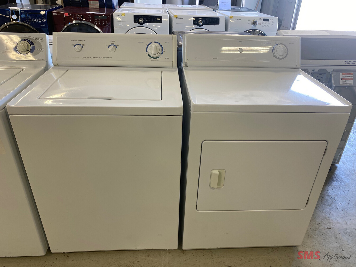 Frigidaire 27" Top Load Washer and Dryer Set FWX833AS2/FER211CAS1