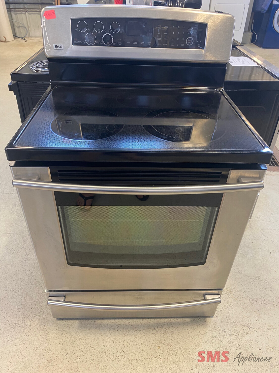 LG 30" Freestanding Electric Range 5.6 Cu. Ft. LSC5622WS