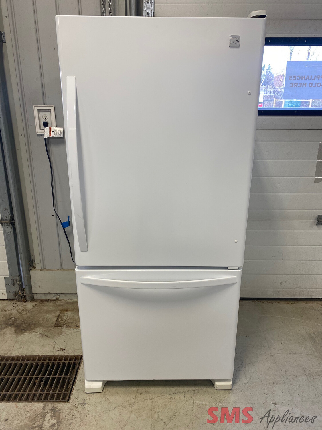 Kenmore 30" Bottom Mount Refrigerator 596.69972011