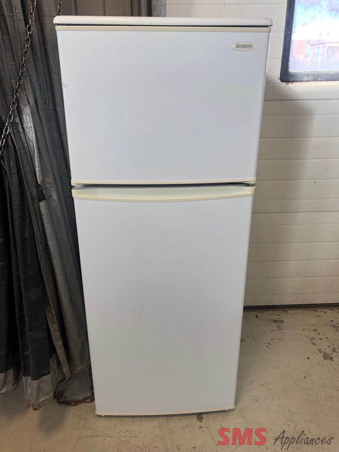 Simplicity Compact Refrigerator SFF1144W-RH
