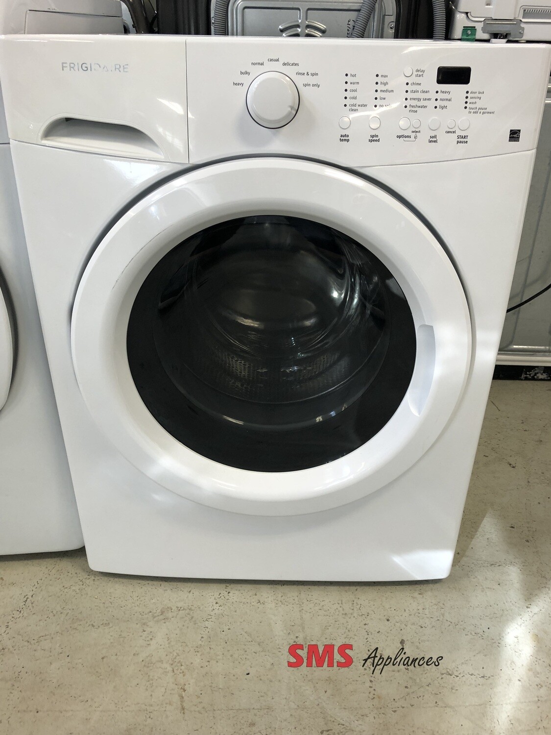 Frigidaire 27" Front Load Washer 3.9 Cu. Ft. FFFW5000QW1