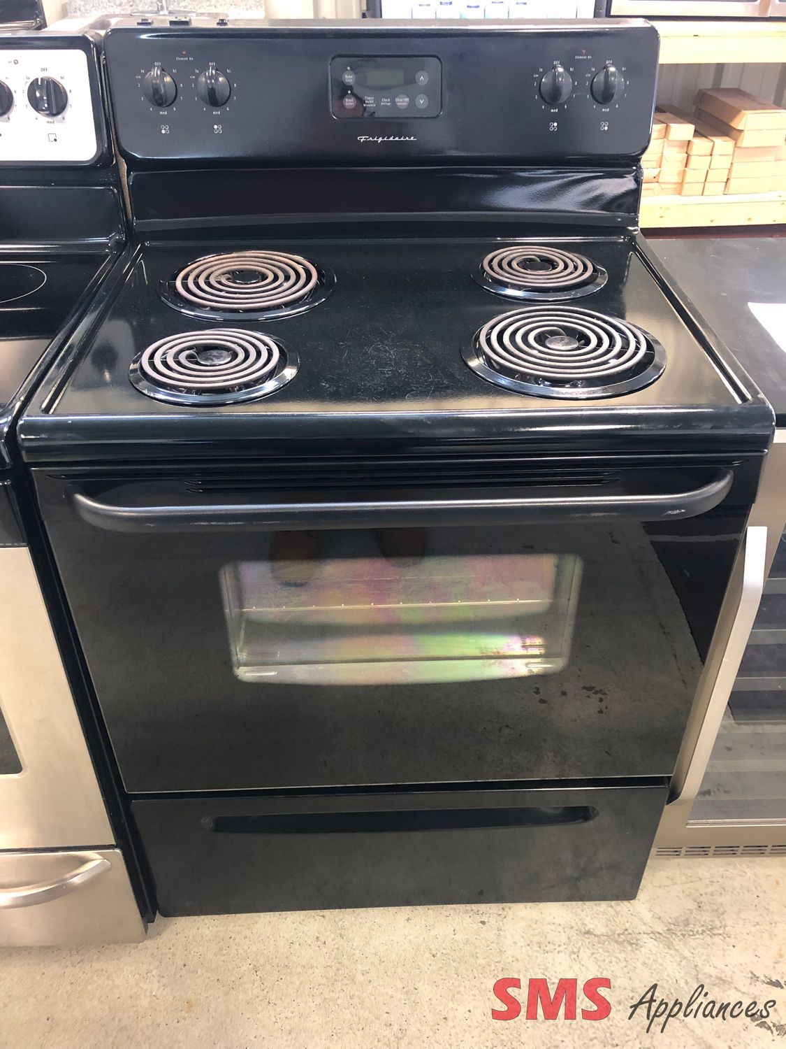 Frigidaire 30" Freestanding Electric Stove CFEF312GBC
