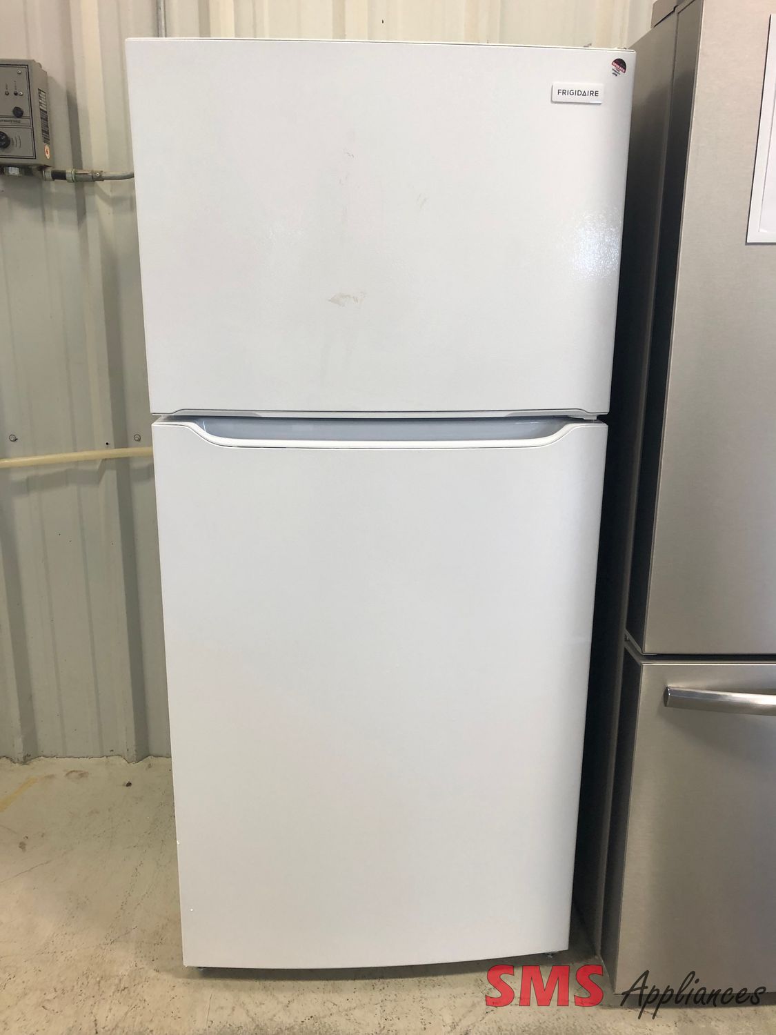 Open Box - Scratch & Dent - Frigidaire 30" Top Mount Refrigerator FFTR1814WW