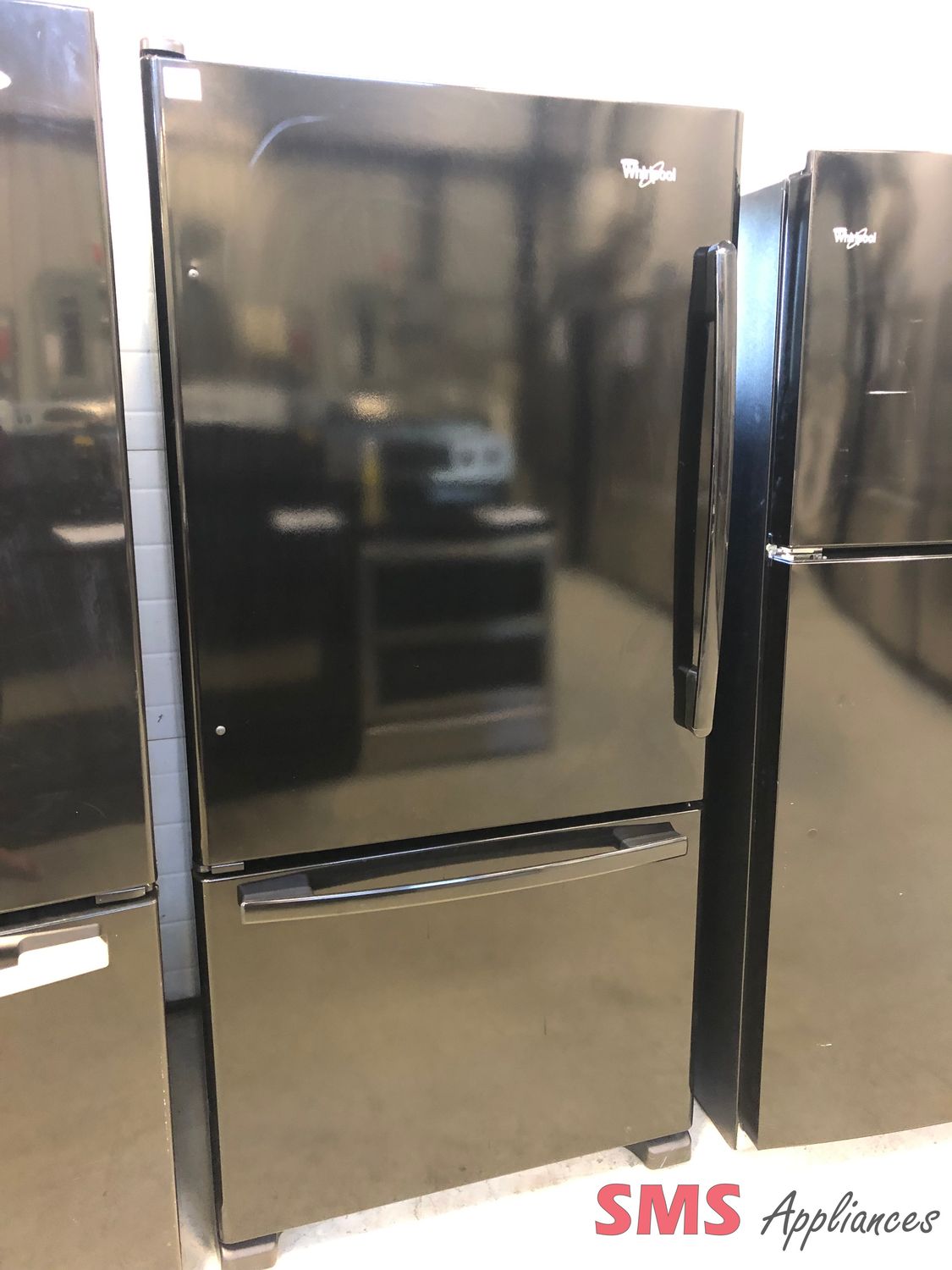 Whirlpool 33" Bottom Mount Refrigerator 21.9 Cu. Ft. GB2FHDXWB06