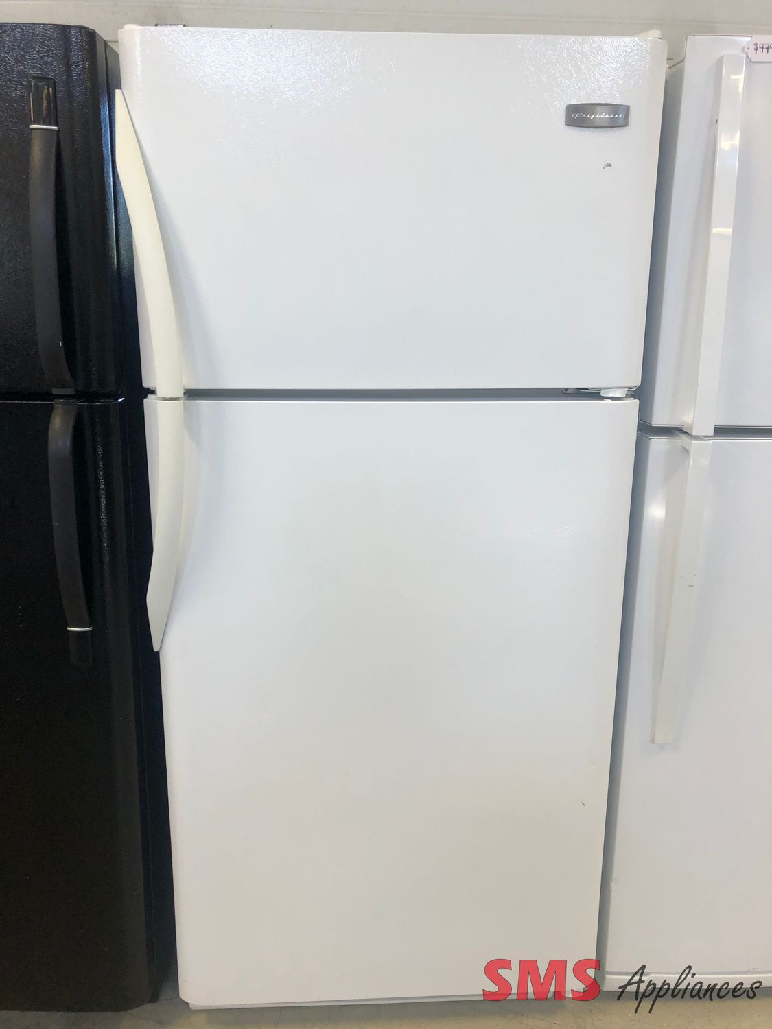 Frigidaire 30" Top Mount Refrigerator 18.2 Cu. Ft FRT18S6AWY