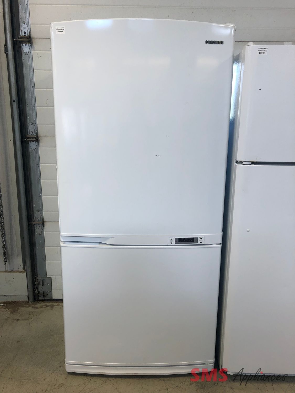 Samsung 33" Bottom Mount Refrigerator RB1855SW