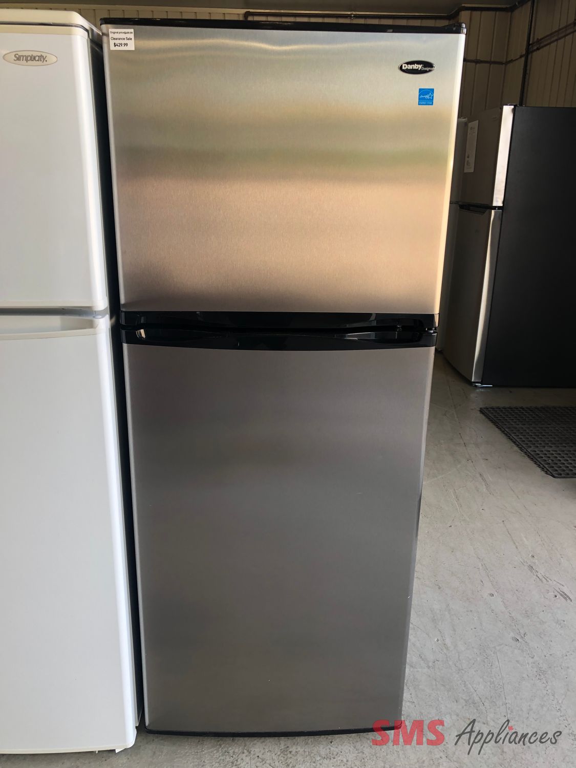 Danby 24" Top Mount Refrigerator DFF100C2BSSDD