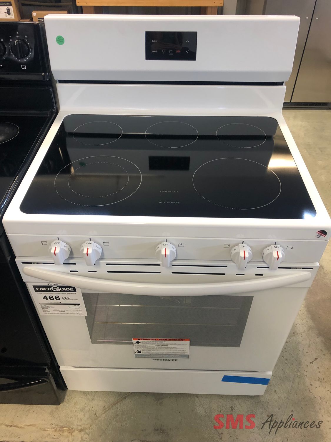 Open Box - Frigidaire 30" Glass Top Stove FCRE305CBW