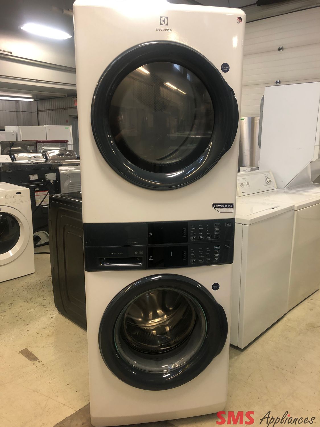 Open Box - Scratch & Dent - Electrolux Electric Laundry Tower ELTE730CAW