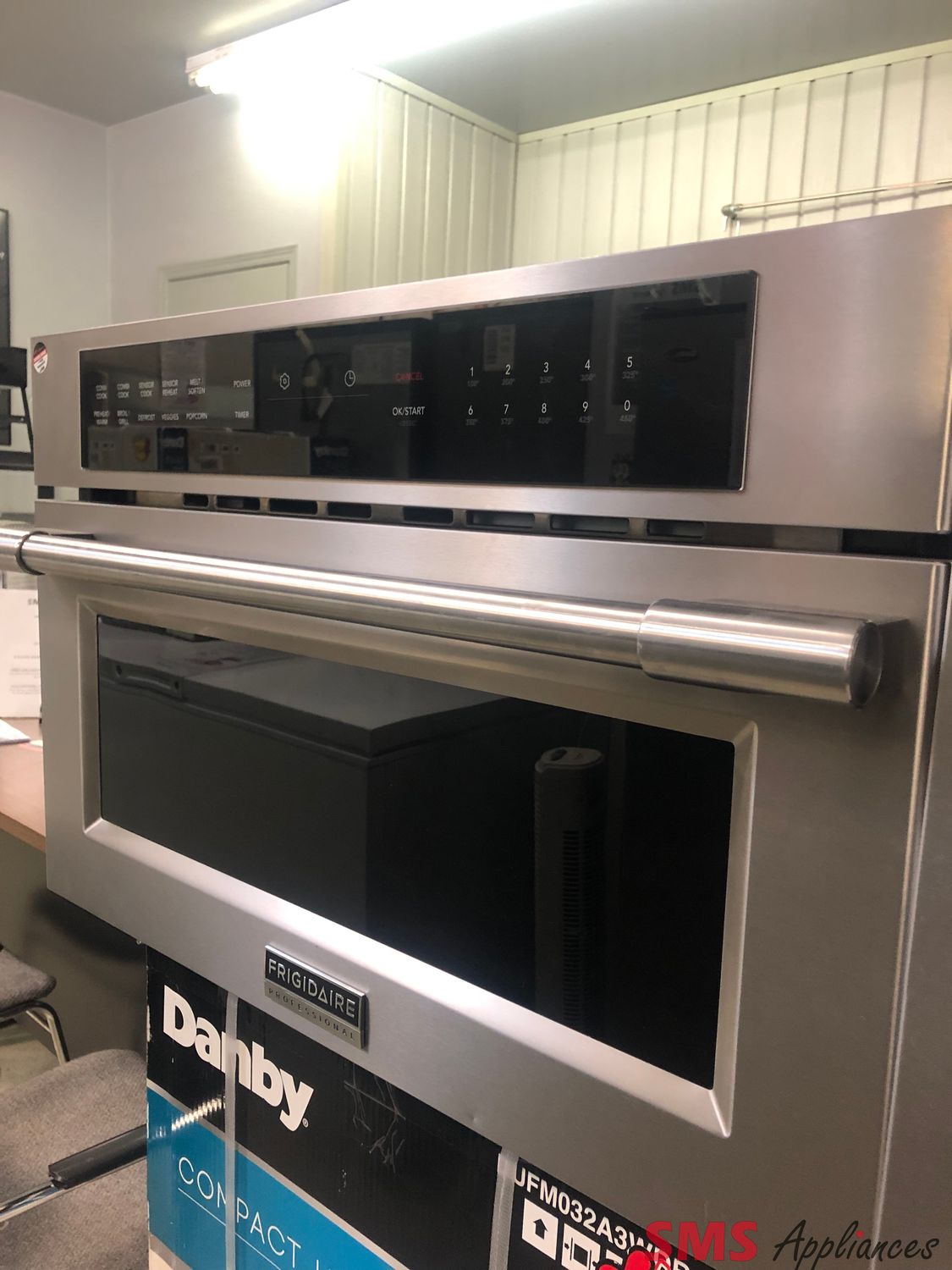 Open Box - Frigidaire Professional Built In Microwave PMBD3080AF