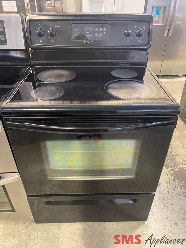 Frigidaire 30" Glass Top Stove CFEF372EB4