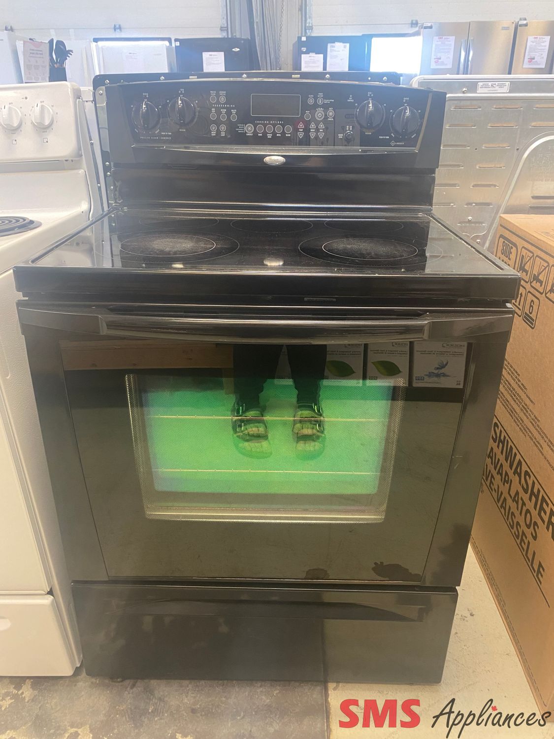 Whirlpool 30" Freestanding Electric Stove GERC4110SB
