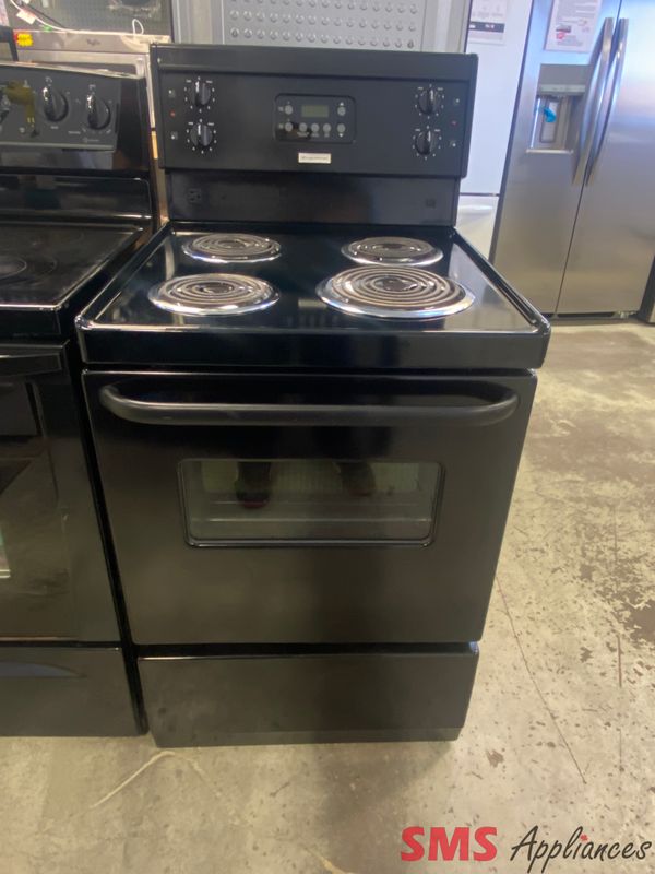 Frigidaire 24" Freestanding Electric Stove CMEF212EB5