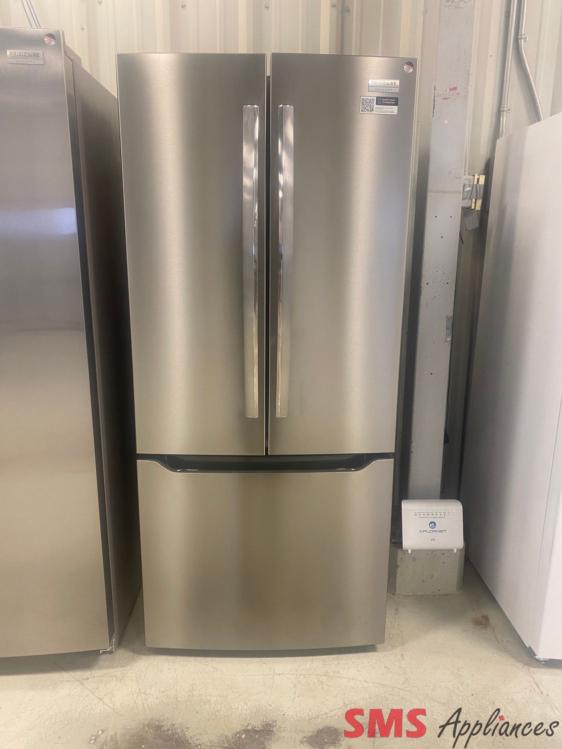 Open Box - Scratch & Dent - Frigidaire Gallery 30" French Door Refrigerator GRFN2023AF