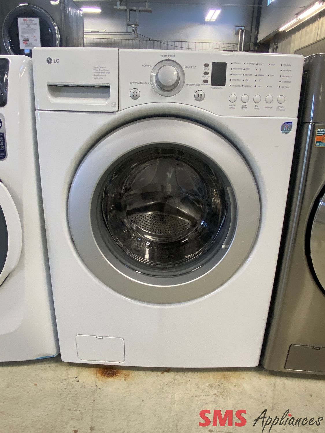 LG 27" Front Load Washer WM2016CW
