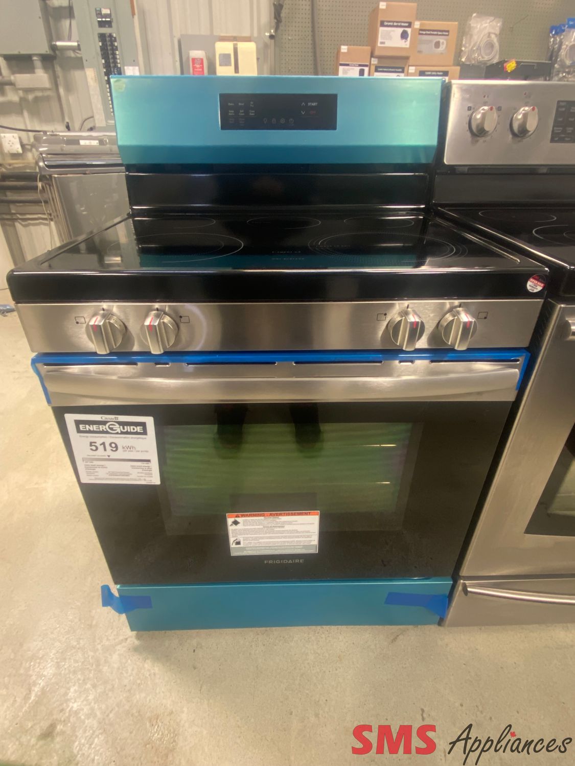 Open Box - Scratch & Dent - Frigidaire 30" Glass Top Stove FCRE308CAS
