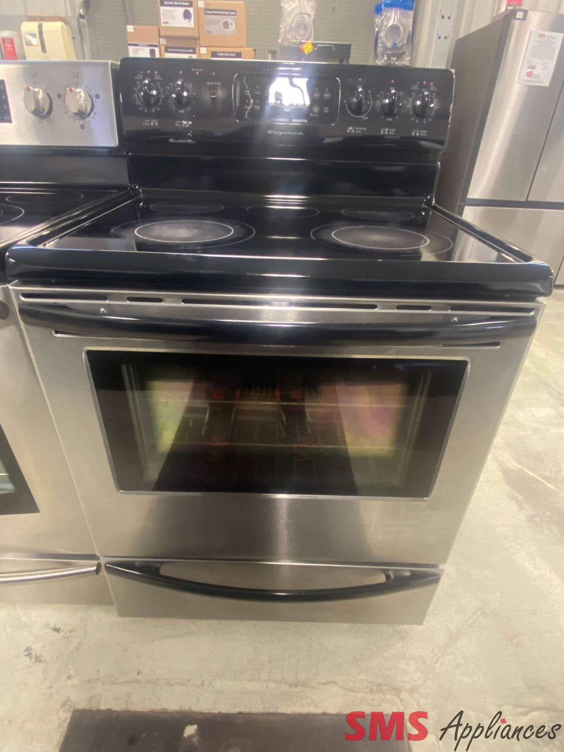 Frigidaire 30" Glass Top Stove CGLEF379DCE